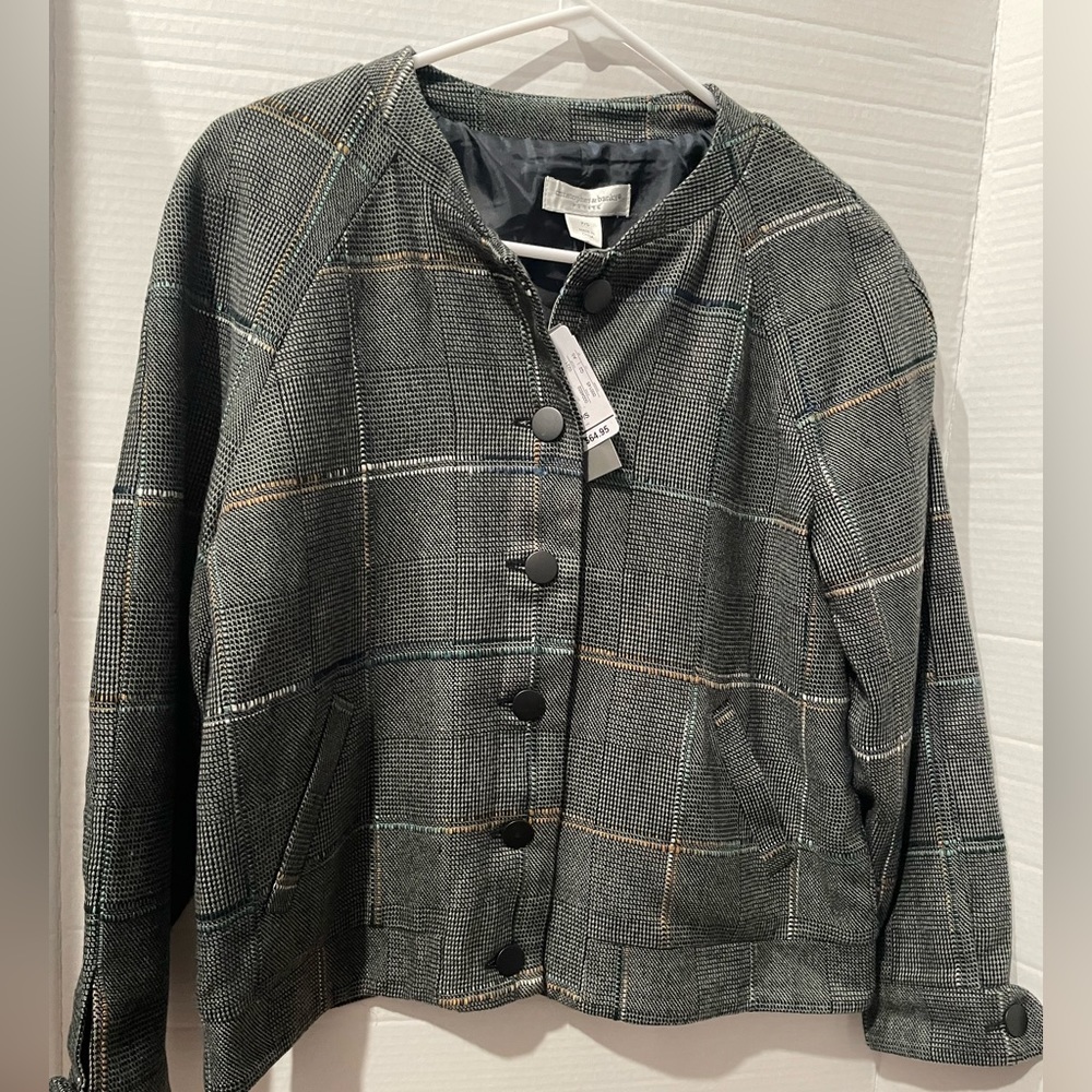 Christopher Banks Petite NWT PS Jacket100% acrylic Fully lined black satin